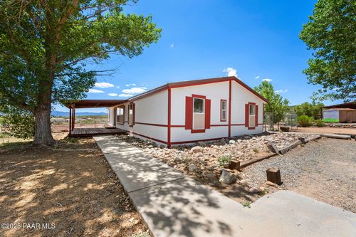 17320 E Roper Way, Dewey-Humboldt, AZ, 86327 | Card Image