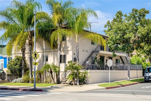 c-823 E Wilson Avenue, Glendale, CA, 91206 | Card Image