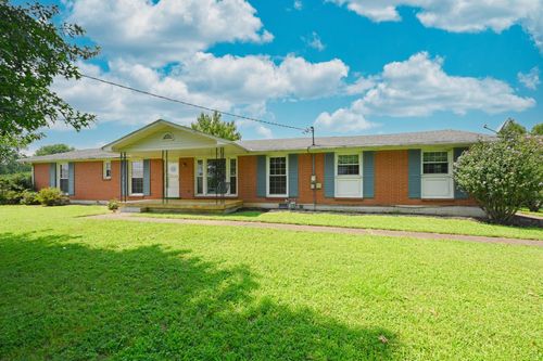 101 La Sabre Dr, Hendersonville, TN, 37075-5021 | Card Image