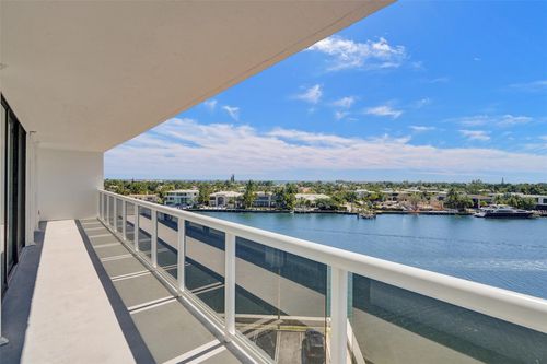 apt-745-20515 E Country Club Dr, Aventura, FL, 33180-3043 | Card Image