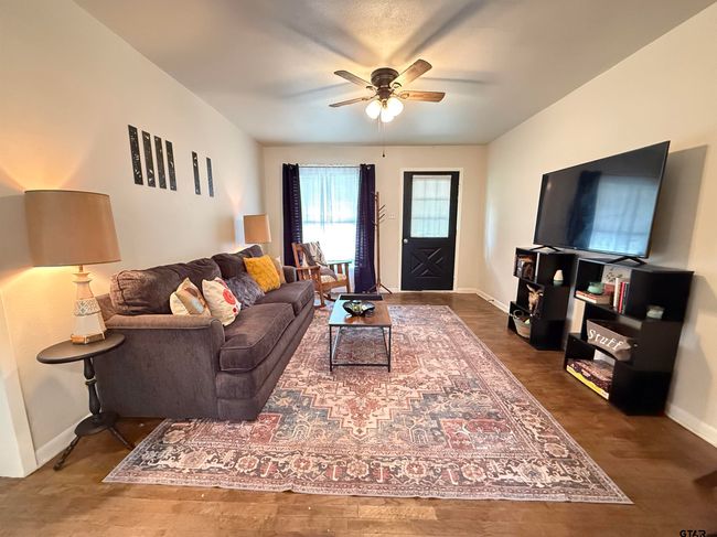 200 W Coke Rd, House other with 2 bedrooms, 1 bathrooms and null parking in Winnsboro TX | Image 5