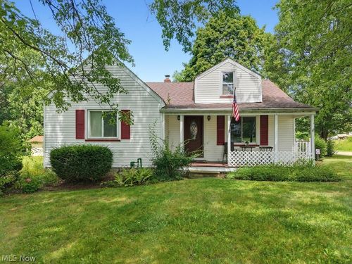 2755 Springfield Lake Dr, Akron, OH, 44312-3964 | Card Image
