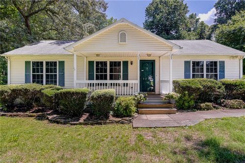 5201 Harvey Rd, Jamestown, NC, 27282-9160 | Card Image