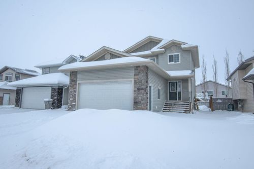 11522 Pinnacle Drive, Grande Prairie, AB, T8W0E8 | Card Image