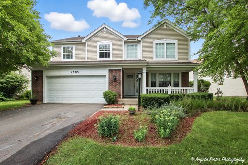 1585 Greenfield Ct, Gurnee, IL, 60031-5686 | Card Image
