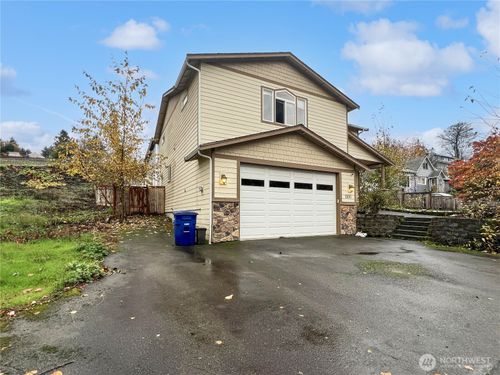 1100 9th Ave, Milton, WA, 98354-8804 | Card Image