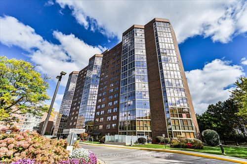306-20 Baif Blvd, Richmond Hill, ON, L4C8T1 | Card Image