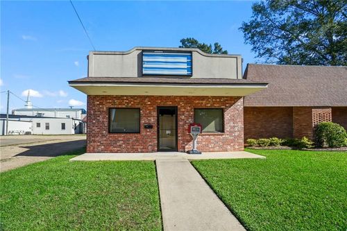 1041 Main St, Franklinton, LA, 70438-1752 | Card Image