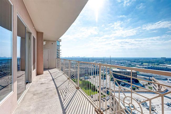 UNIT-2106 - 3505 Sage Rd, Condo with 2 bedrooms, 2 bathrooms and null parking in Houston TX | Image 21