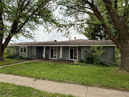 127 S Monroe Street, Lisbon, IA, 52253 | Card Image