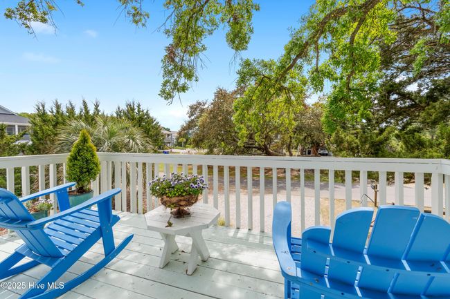 301 22 Nd Pl E, House other with 3 bedrooms, 3 bathrooms and 1 parking in Oak Island NC | Image 7