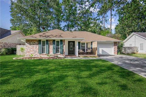 213 Elmwood St, Mandeville, LA, 70448-6318 | Card Image