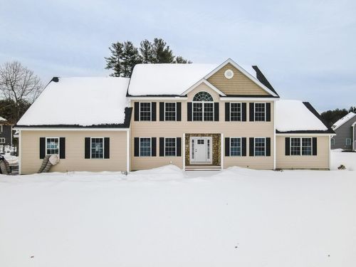 9 Cornstalk Ln, Pelham, NH, 03076-5312 | Card Image