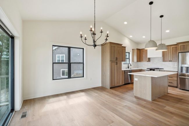 6479 Ridge View Way, Condo with 2 bedrooms, 2 bathrooms and null parking in Deforest WI | Image 13