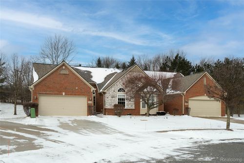 86-3841 Arbor Dr, Auburn Hills, MI, 48326-3971 | Card Image
