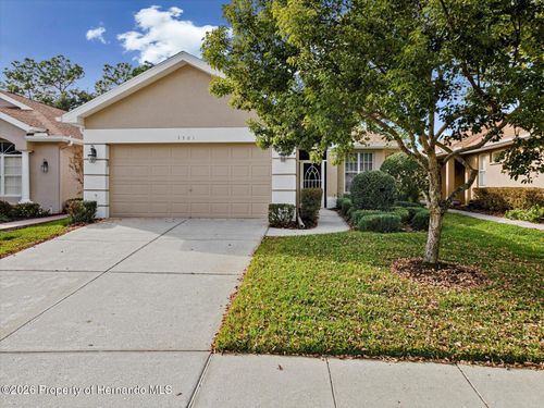 5501 Legend Hills Lane, SPRING HILL, FL, 34609 | Card Image
