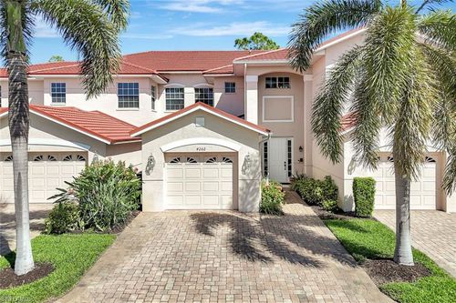 apt-4202-12607 Fox Ridge Dr, BONITA SPRINGS, FL, 34135-1414 | Card Image