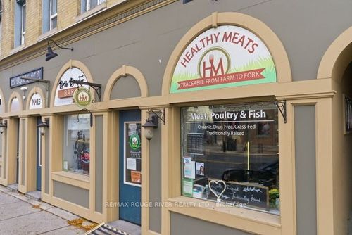 121 Brock St N, Whitby, ON, L1N4H3 | Card Image