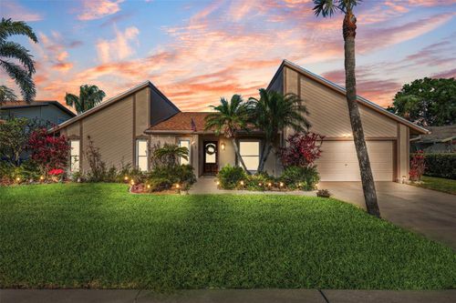 6104 Schooner Way, TAMPA, FL, 33615-3641 | Card Image