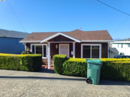 633 Humboldt St, Richmond, CA, 94805-1915 | Card Image
