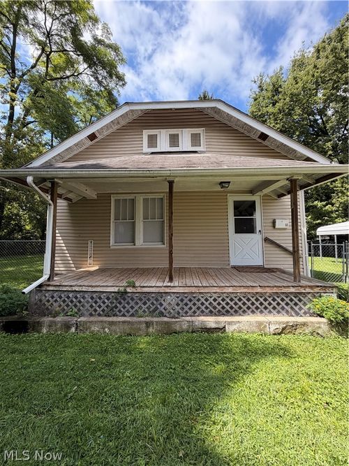 11 N 9th St, Newark, OH, 43055-4116 | Card Image