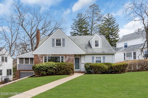 26 Dogwood Rd, West Orange, NJ, 07052-1004 | Card Image