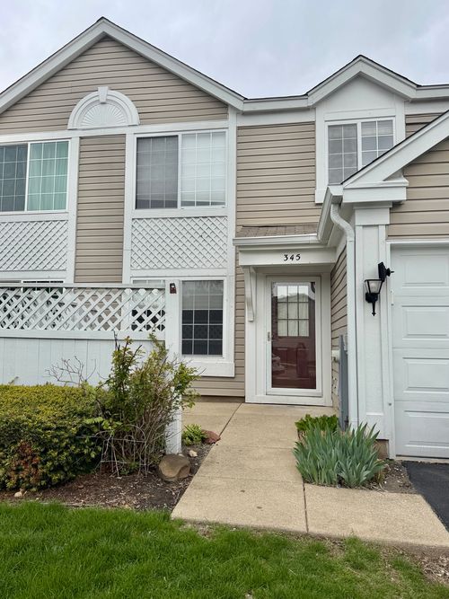 345 Gregory St, Aurora, IL, 60504-2041 | Card Image