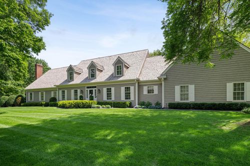 235 Hollander Rd, Wayzata, MN, 55391-9537 | Card Image