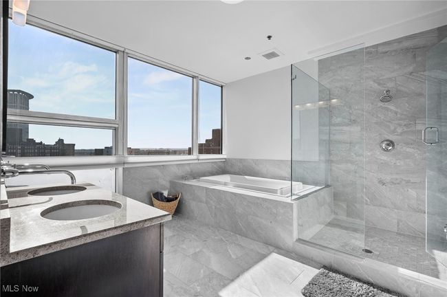 APT-905 - 701 W Lakeside Ave, Condo with 3 bedrooms, 3 bathrooms and null parking in Cleveland OH | Image 23
