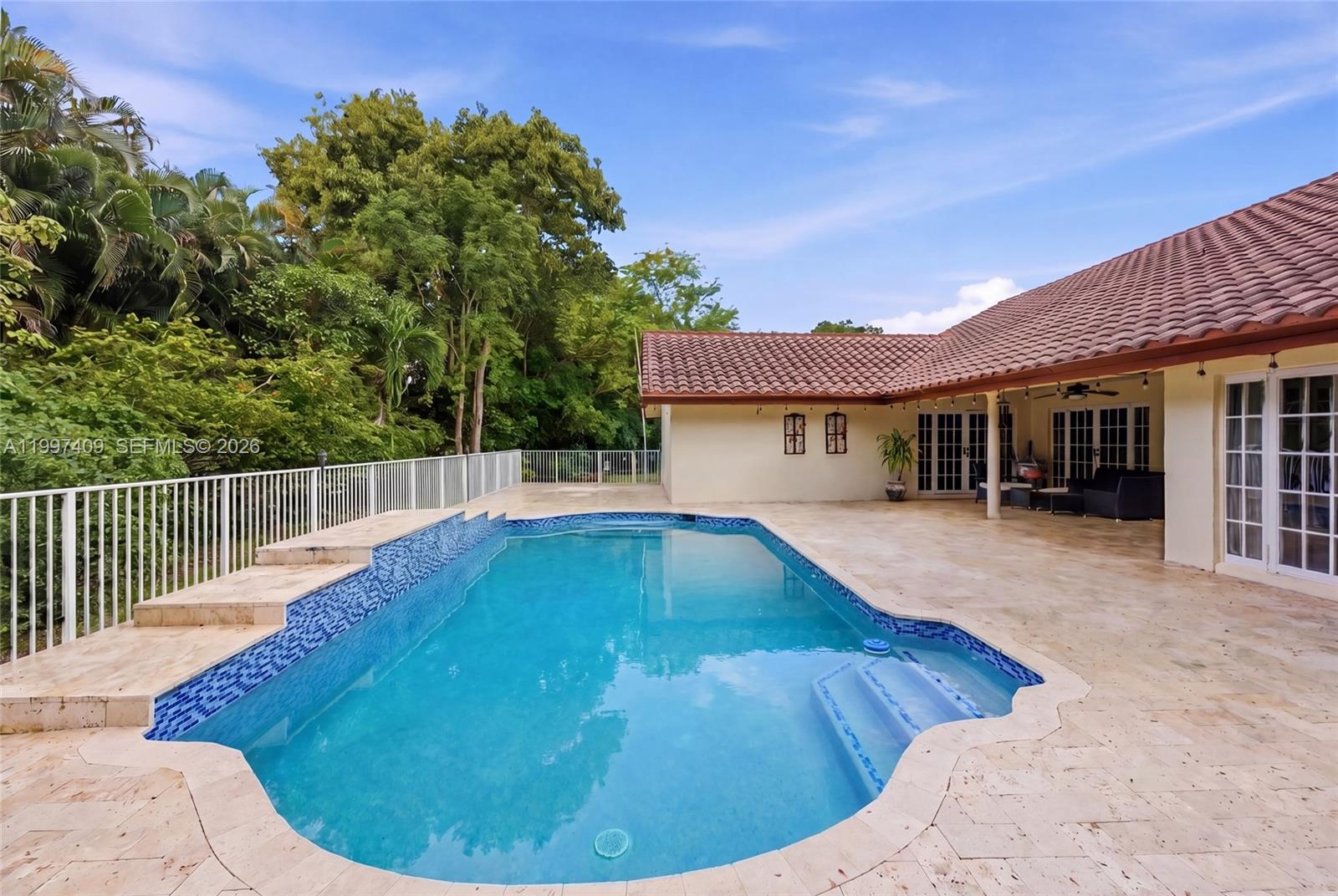 Residential in Plantation 5