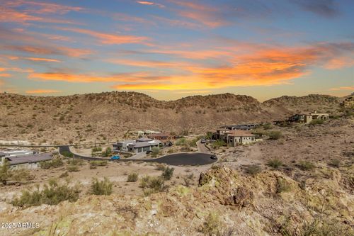 35-28286 N 89th Dr, Peoria, AZ, 85383-4864 | Card Image