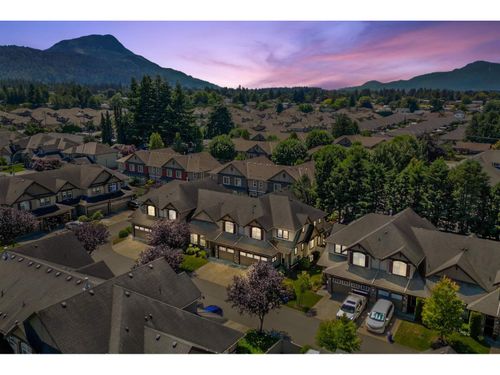23-6577 Southdowne Place, Chilliwack, BC, V2R0H4 | Card Image