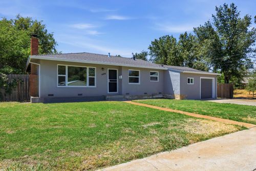 496 Bell Ave, Yuba City, CA, 95991-6327 | Card Image
