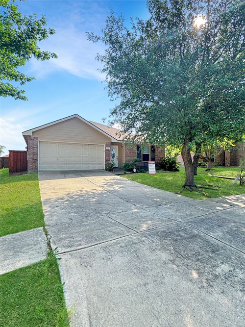 1217 Caroline Dr, Princeton, TX, 75407-2821 | Card Image