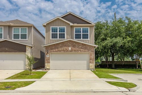 15010 Eagle Feather Ct, Houston, TX, 77090-1339 | Card Image