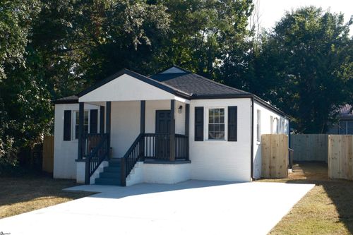 401 Fair St, Greenville, SC, 29609-3655 | Card Image