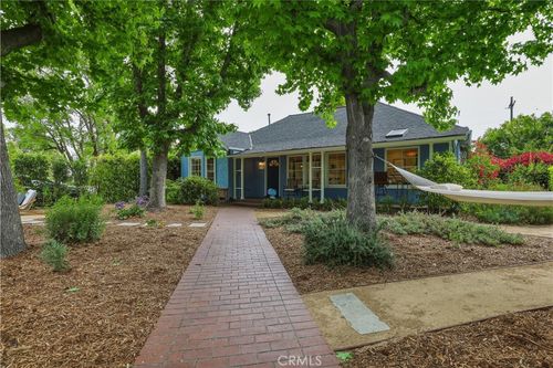 11592 Kling St, Toluca Lake, CA, 91602-1054 | Card Image