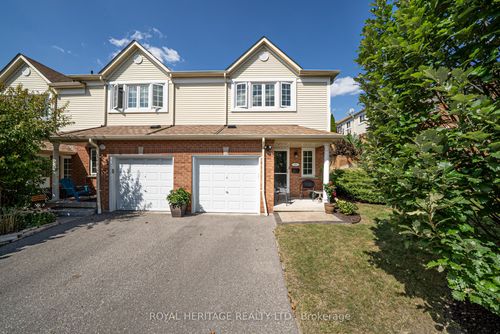 201-10 Bassett Boulevard, Whitby, ON, L1N9C8 | Card Image