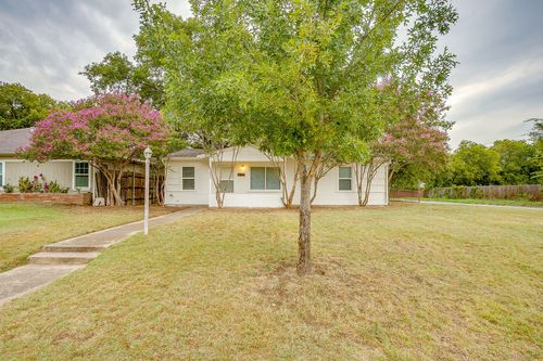 1200 Edney St, Fort Worth, TX, 76115-4217 | Card Image