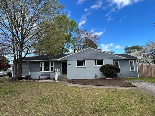 520 Aragona Blvd, Virginia Beach, VA, 23462-2147 | Card Image