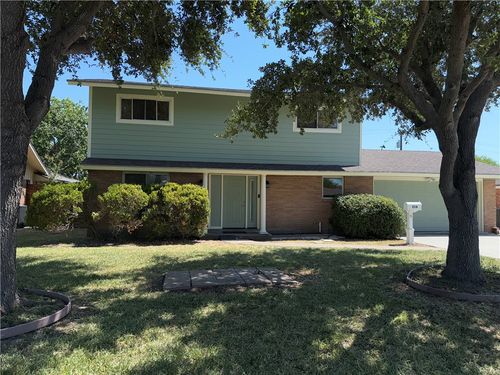 216 Broadway Blvd, Portland, TX, 78374-1308 | Card Image