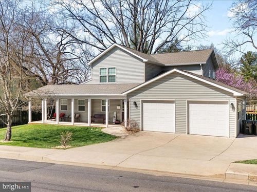 712 S Blue Ridge Ave, CULPEPER, VA, 22701-2948 | Card Image