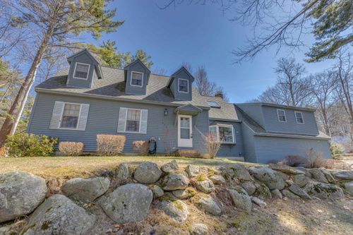 286 Dockham Shore Rd, Gilford, NH, 03249-6631 | Card Image