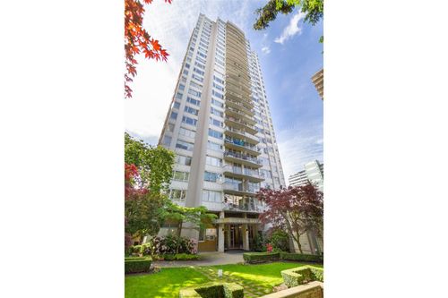 1802-1850 Comox St, Vancouver, BC, V6G1R3 | Card Image