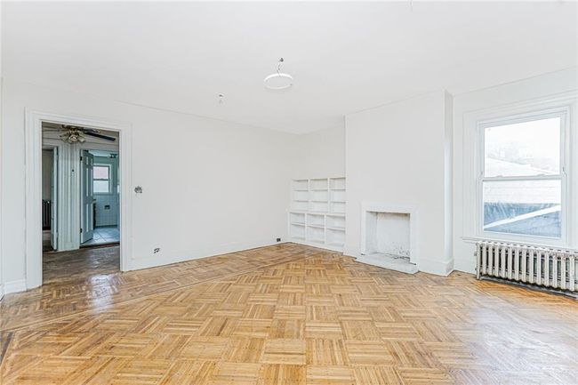 335 18 Th St, Home with 9 bedrooms, 2 bathrooms and null parking in Brooklyn NY | Image 30
