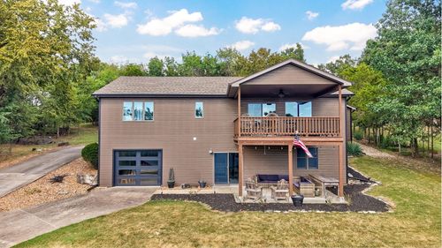 313 Lakefront Cir, Kimberling City, MO, 65686-7296 | Card Image