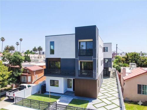 2840 Wellington Rd, Los Angeles, CA, 90016 | Card Image