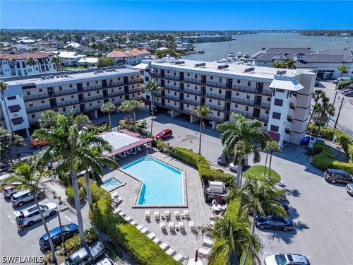107b-803 River Point Dr, NAPLES, FL, 34102-3412 | Card Image