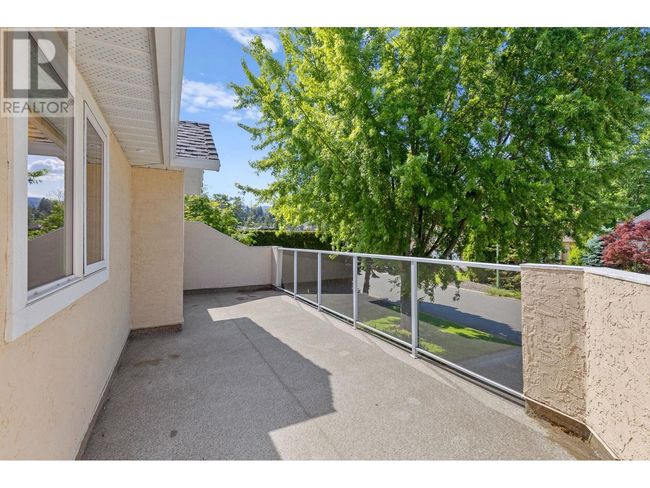 464 Cascia Dr, House other with 4 bedrooms, 4 bathrooms and 2 parking in Kelowna BC | Image 40