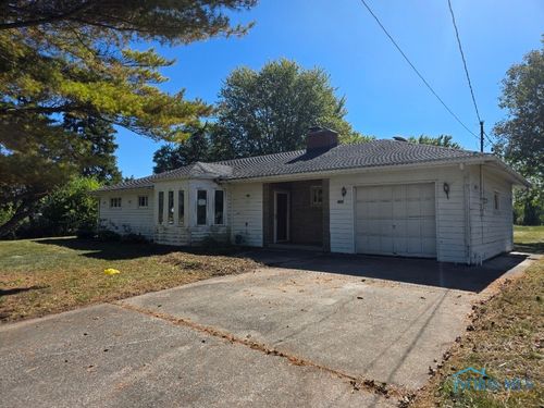 6530 Corduroy Rd, Oregon, OH, 43616-1548 | Card Image